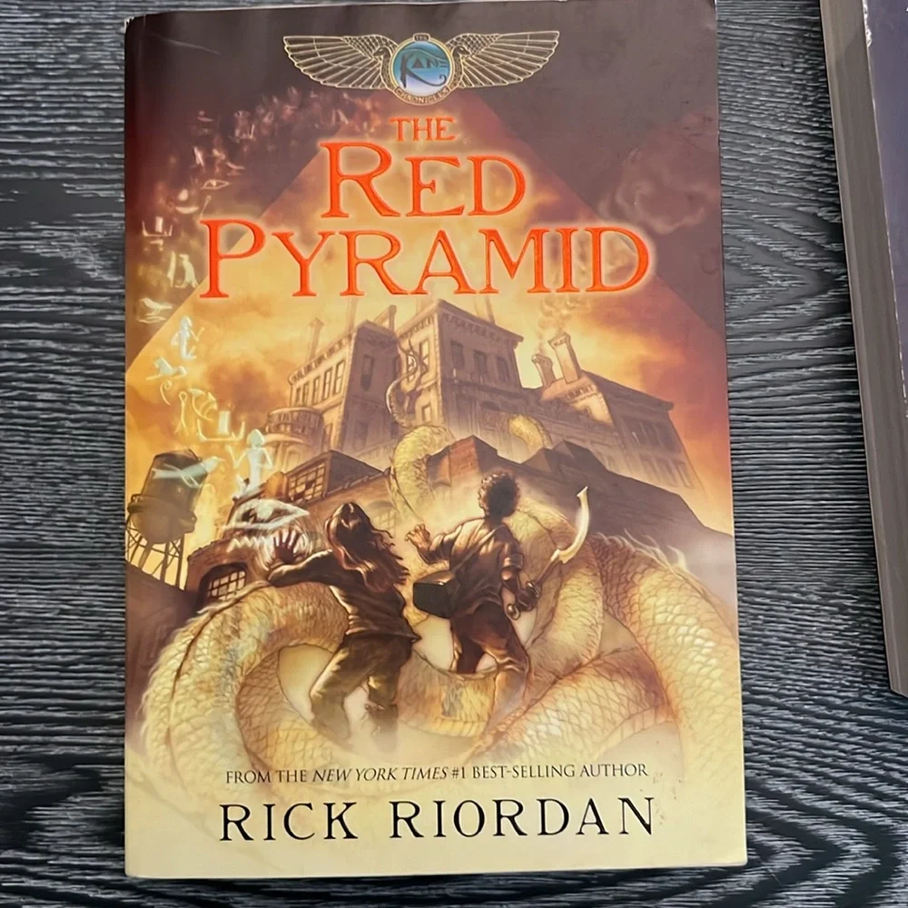 Red Pyramid & Throne of Fire Book Bundle by Rick…
